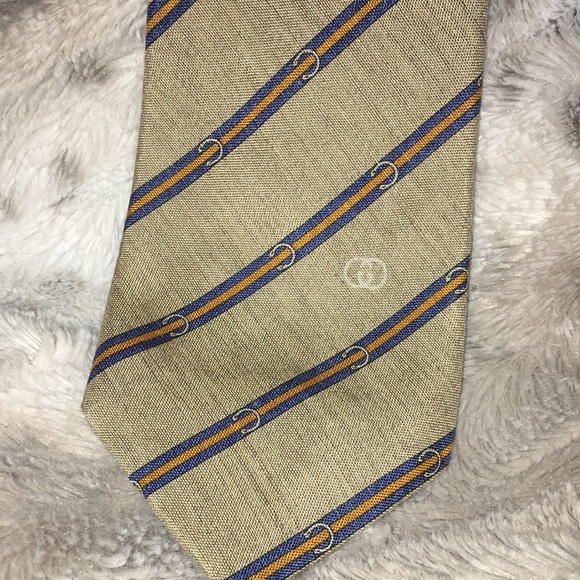 Gucci tie - Picture 3 of 5